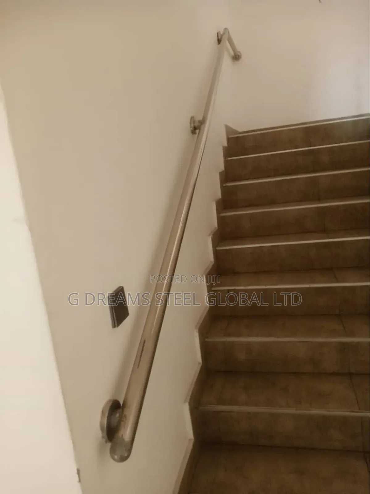 Wall Stainless