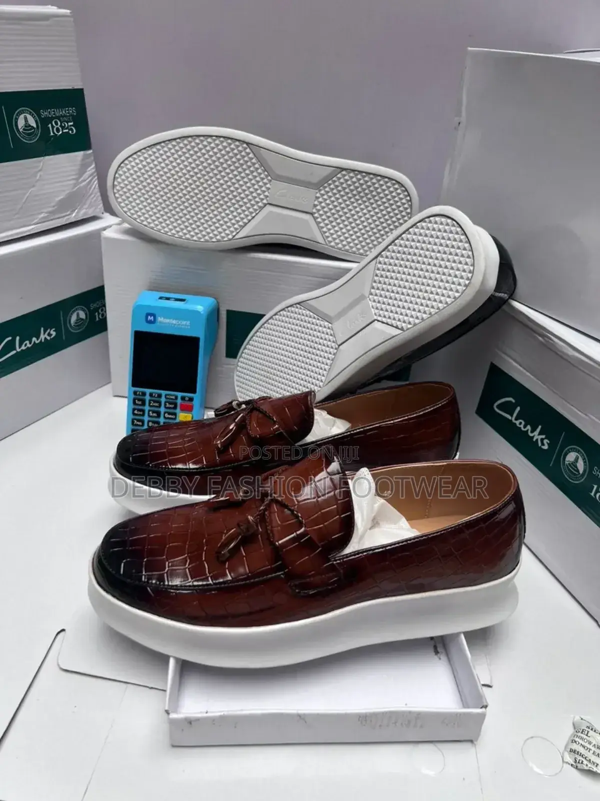 Clarks White Sole Shoe