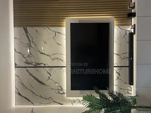 High Taste TV CONSOLE