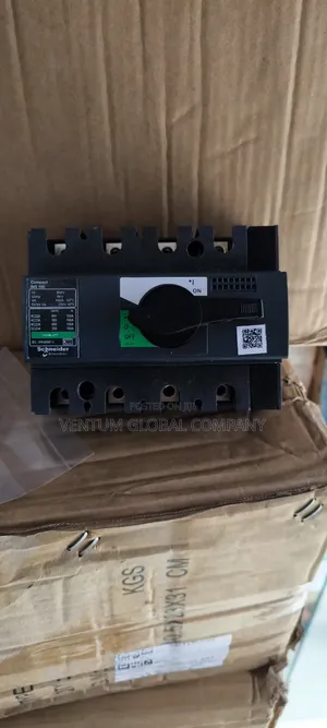 INS 4pole 160A Disconnector Switch