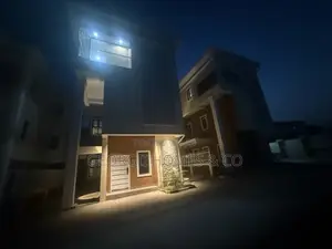 4bdrm Duplex in Wuse for sale