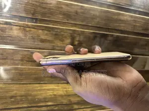 Apple iPhone 11 Pro 64 GB Gold