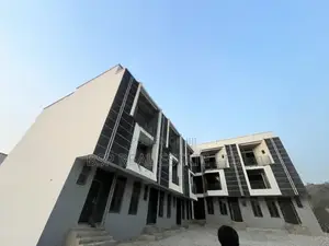 4bdrm Townhouse/Terrace in Dape for sale