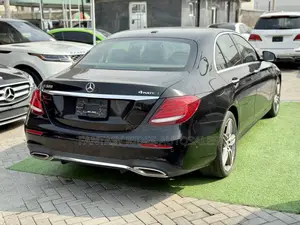 Mercedes-Benz E300 2017 Black