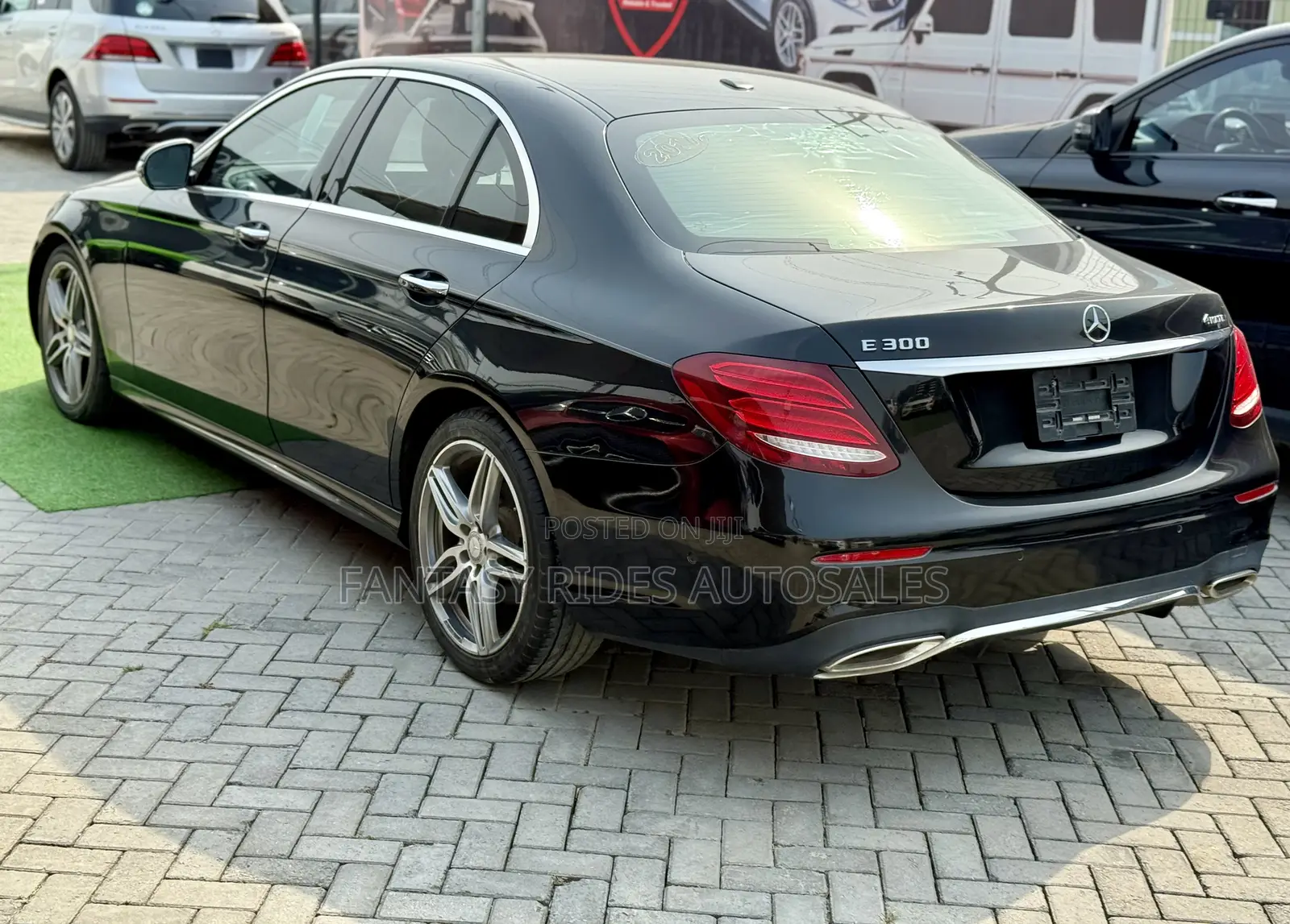 Mercedes-Benz E300 2017 Black
