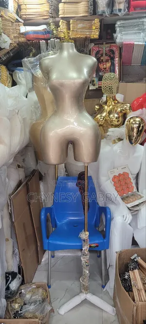White Gold Fiber BBL Female Mannequin