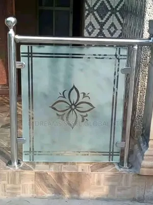 Strong Glass Railings