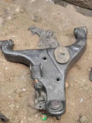 Front Lower Arm for Nissan Amanda 2003/