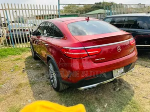 Mercedes-Benz GLE-Class 2017 Red