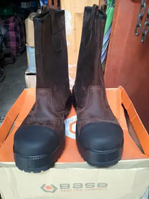 Base Boots