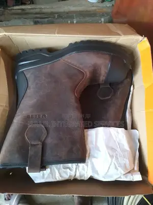 Base Boots
