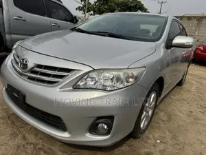 Toyota Corolla 2013 Silver