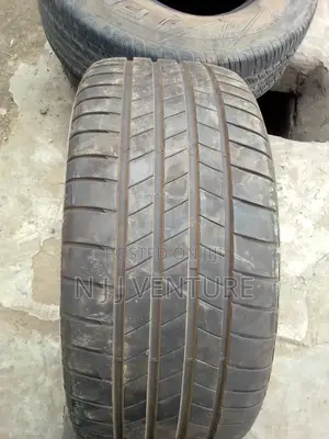 235 50 R19 Tyres