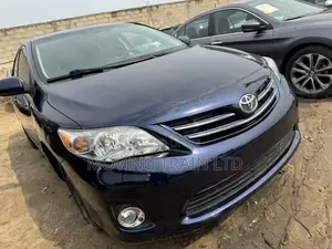 Toyota Corolla 2013 Blue