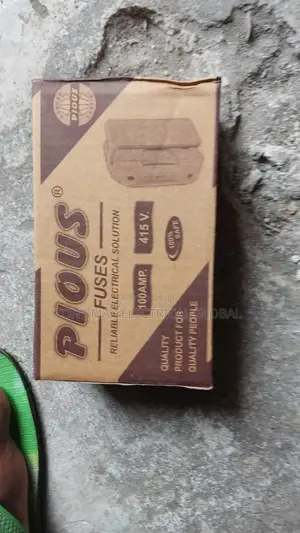 100amps Fuse and Base