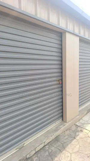 Units of Shops at Idi Ape, Iwo Road