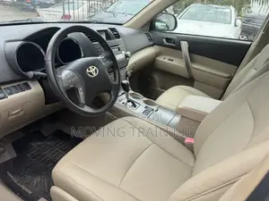 Toyota Highlander Sport 2008 White