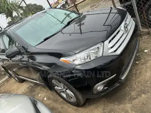 Toyota Highlander Limited 2012 Black