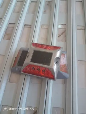 Road Reflector