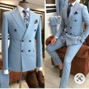 Die Capri Double Breasted Suit