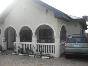 4bdrm Bungalow in Port-Harcourt for sale