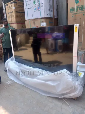 Hisense 100" Smart Television Netflix HDMI Bluetooth