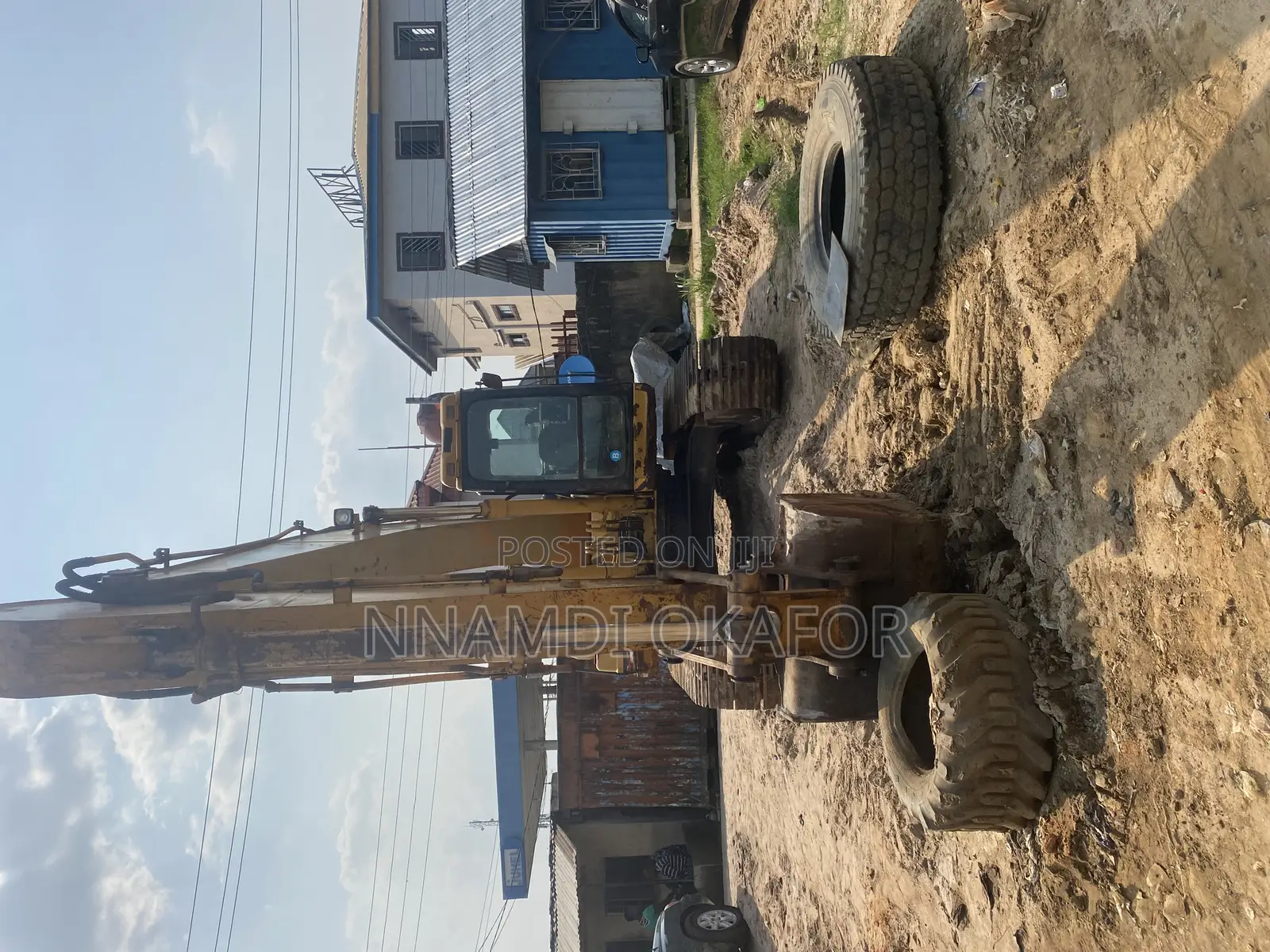 320 BL Excavator