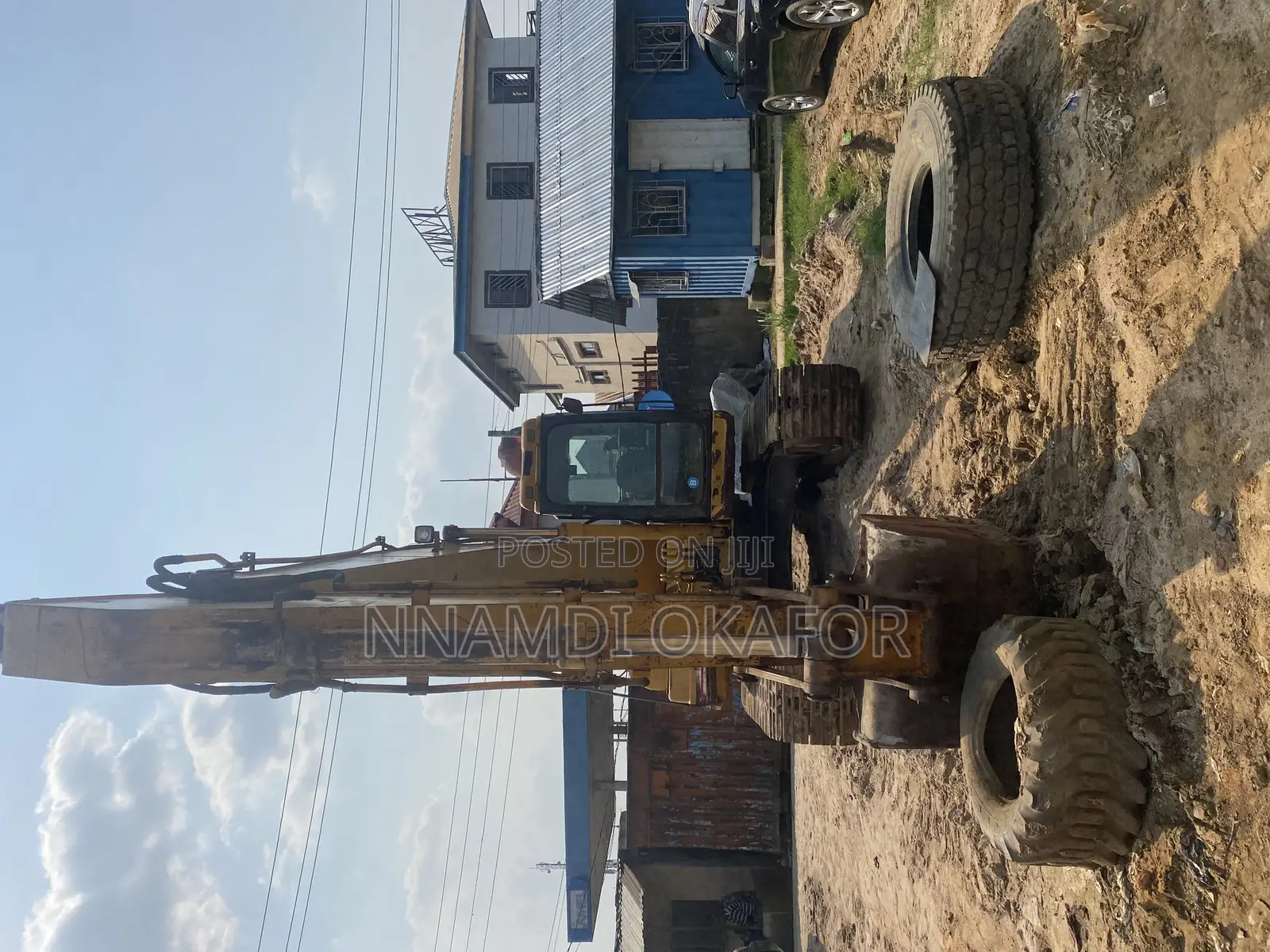 320 BL Excavator
