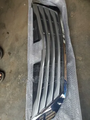 Front Grille for Toyota Sienna 2012