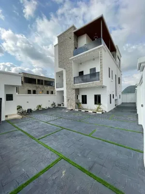 4 Bedroom Mansion in Lekki