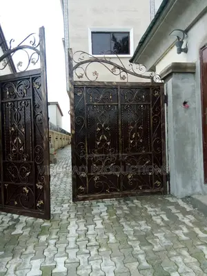 Beatiful Gated Designs for Your Homes