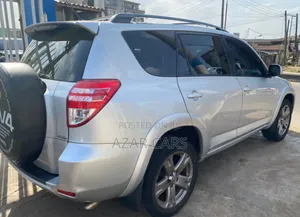 Toyota RAV4 Limited V6 4x4 2009 Silver