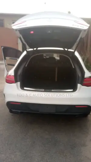 Mercedes-Benz GLE-Class 2018 White