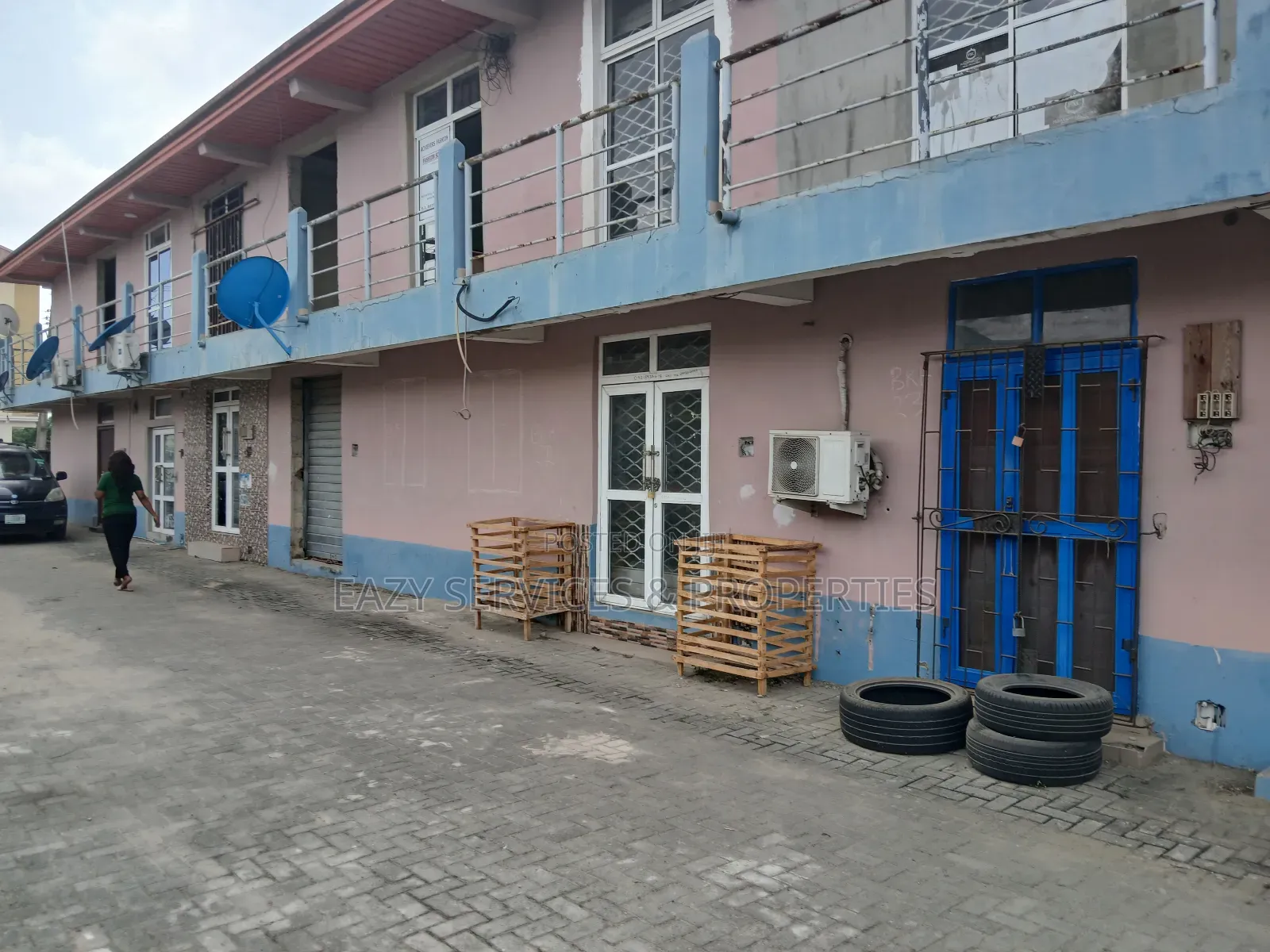 Shop Spaces (Ground Floor) Facing Lekki-Epe Express