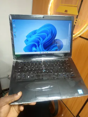 New Laptop Dell Latitude 14 5480 8GB Intel Core I5 SSD 256GB