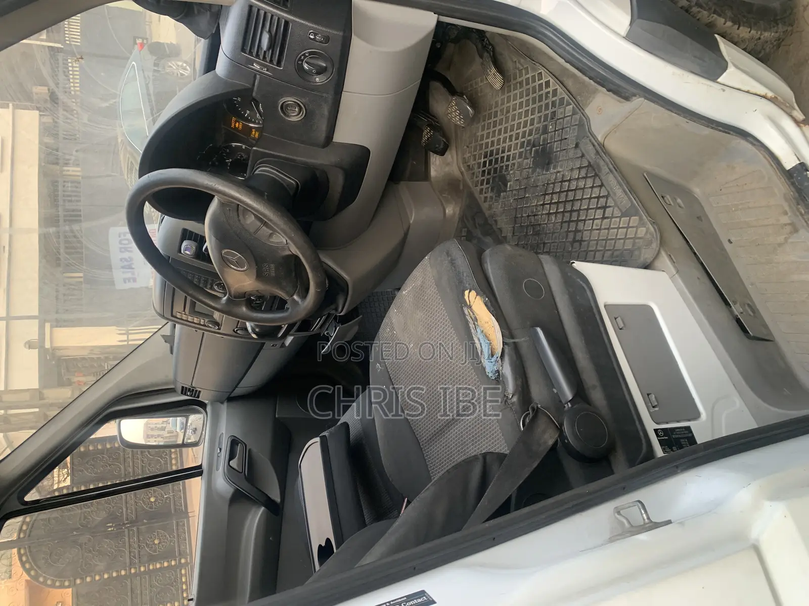 Mercedes-Benz Sprinter 2012 White