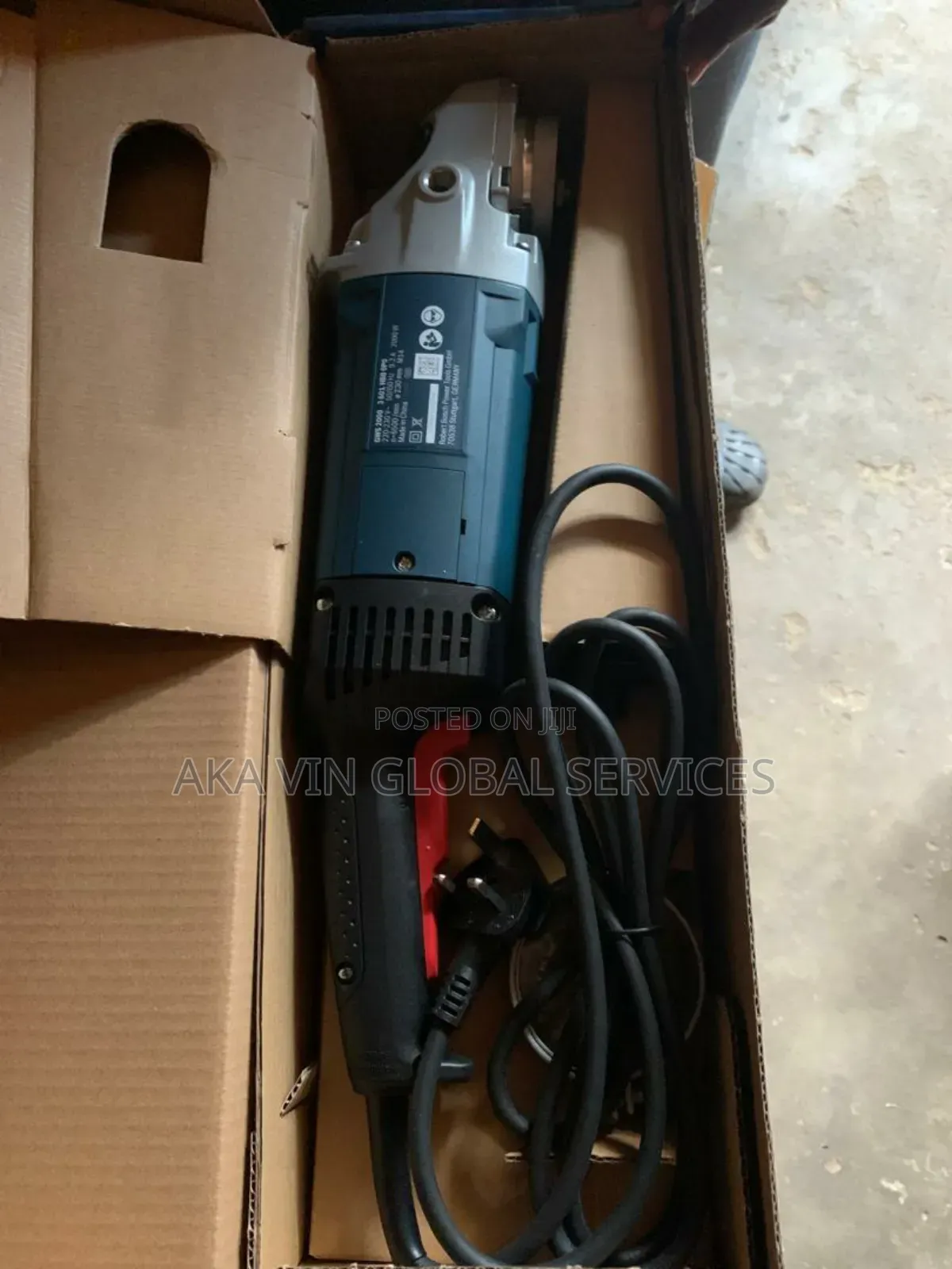 Bosch Angle Grinder GWS 2000 9"