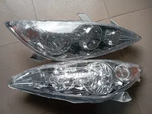 Headlamp Toyota Camry 2005 -06 Model