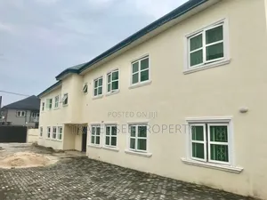 3bdrm Block of Flats in Private Estate Ajah for sale