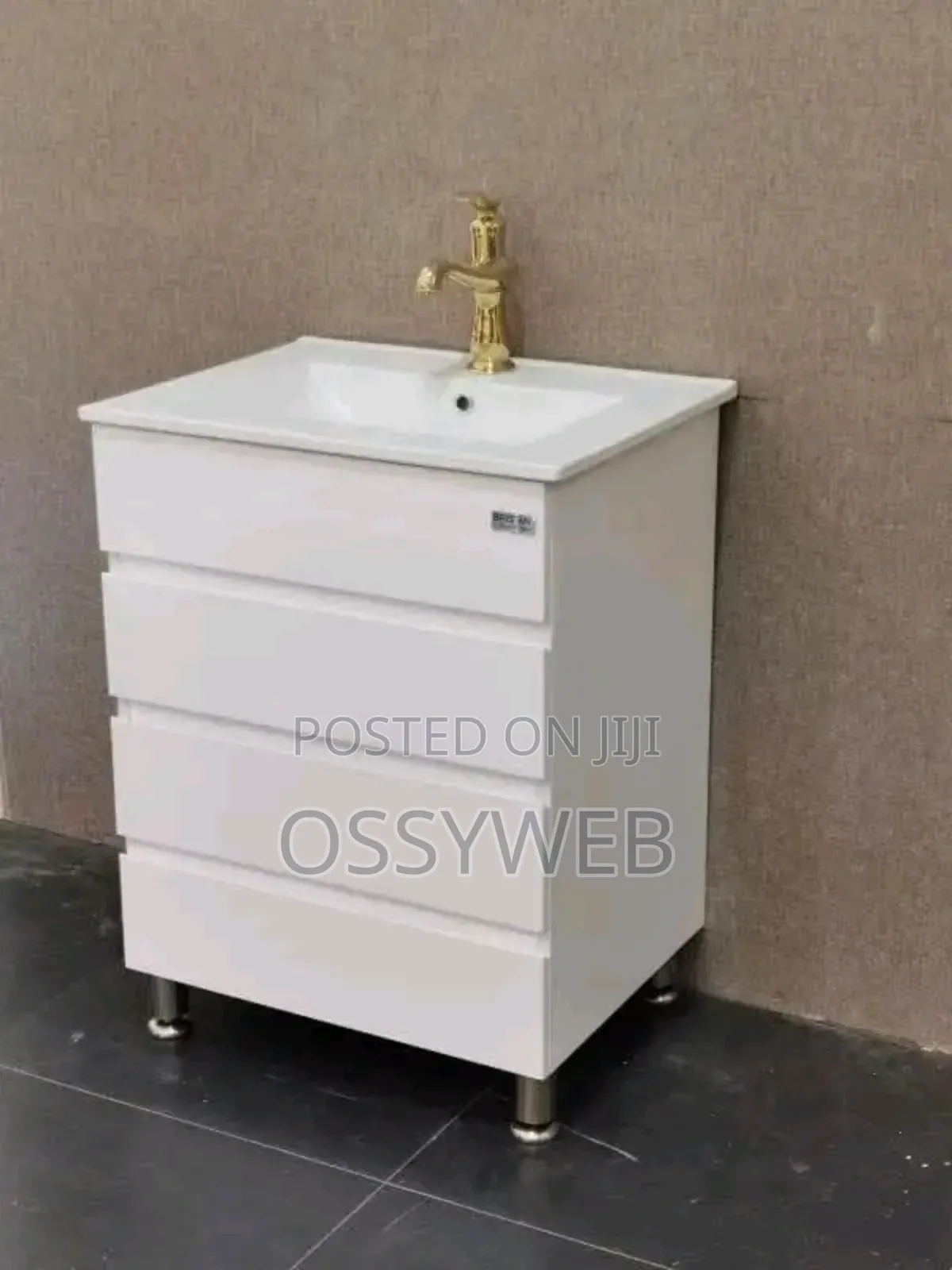 White Cabnet Basin