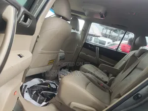 Toyota Highlander Limited 2010 Gray