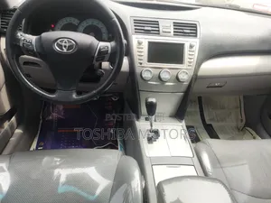 Toyota Camry 2011 Silver