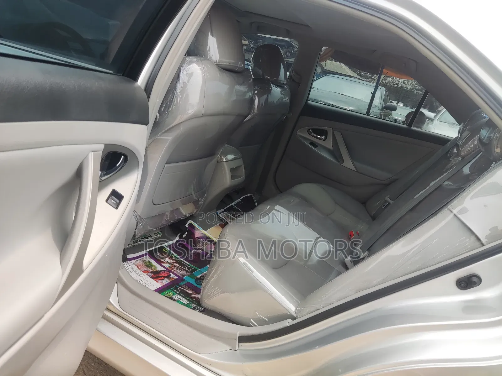 Toyota Camry 2011 Silver