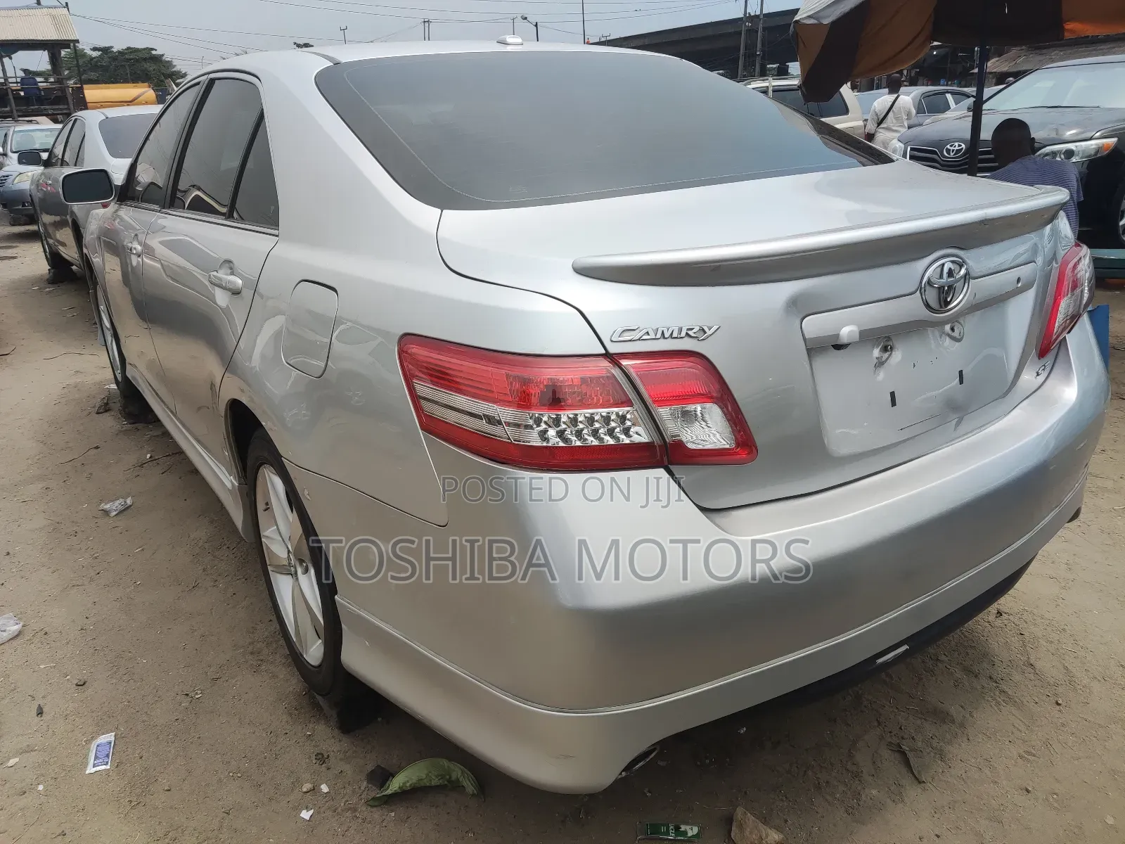 Toyota Camry 2011 Silver