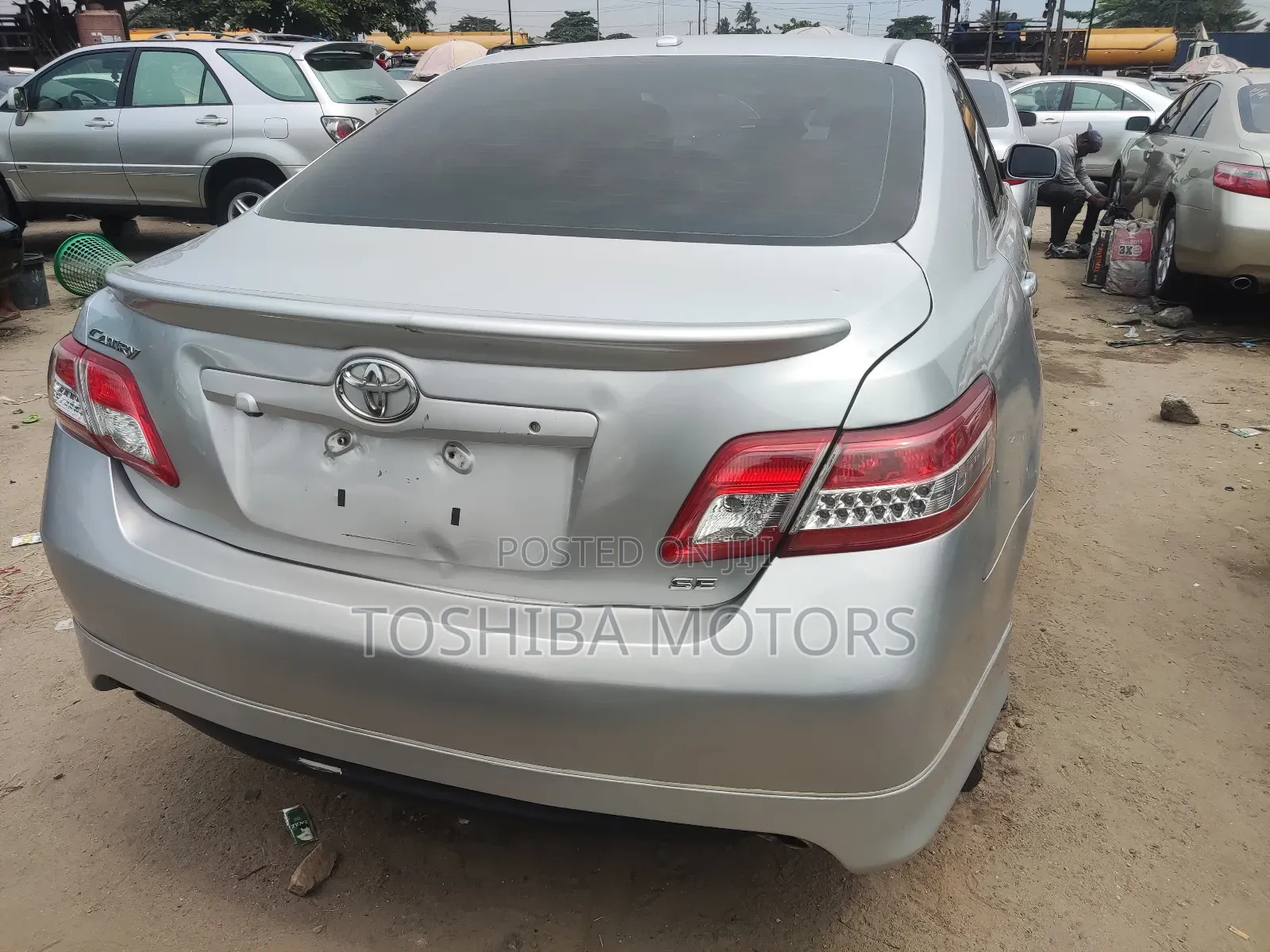 Toyota Camry 2011 Silver