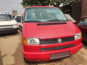 Volkswagen Transporter 2005 Red