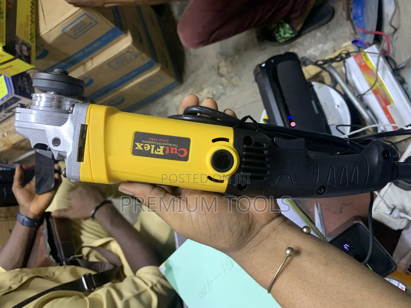 Cut Flex Angle Grinder