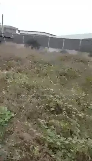 Gated Prime Land at ONIRU for Sale