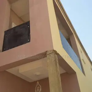 Back Balcony Glass Handrails Out