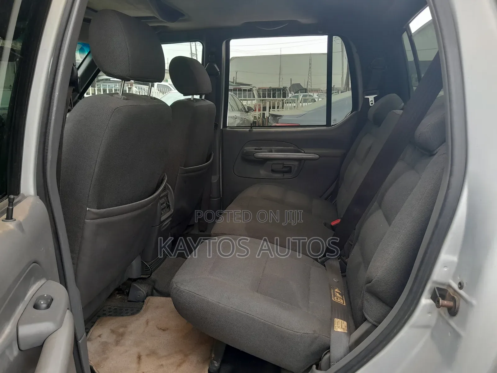 Ford Explorer Sport Trac 2001 Silver